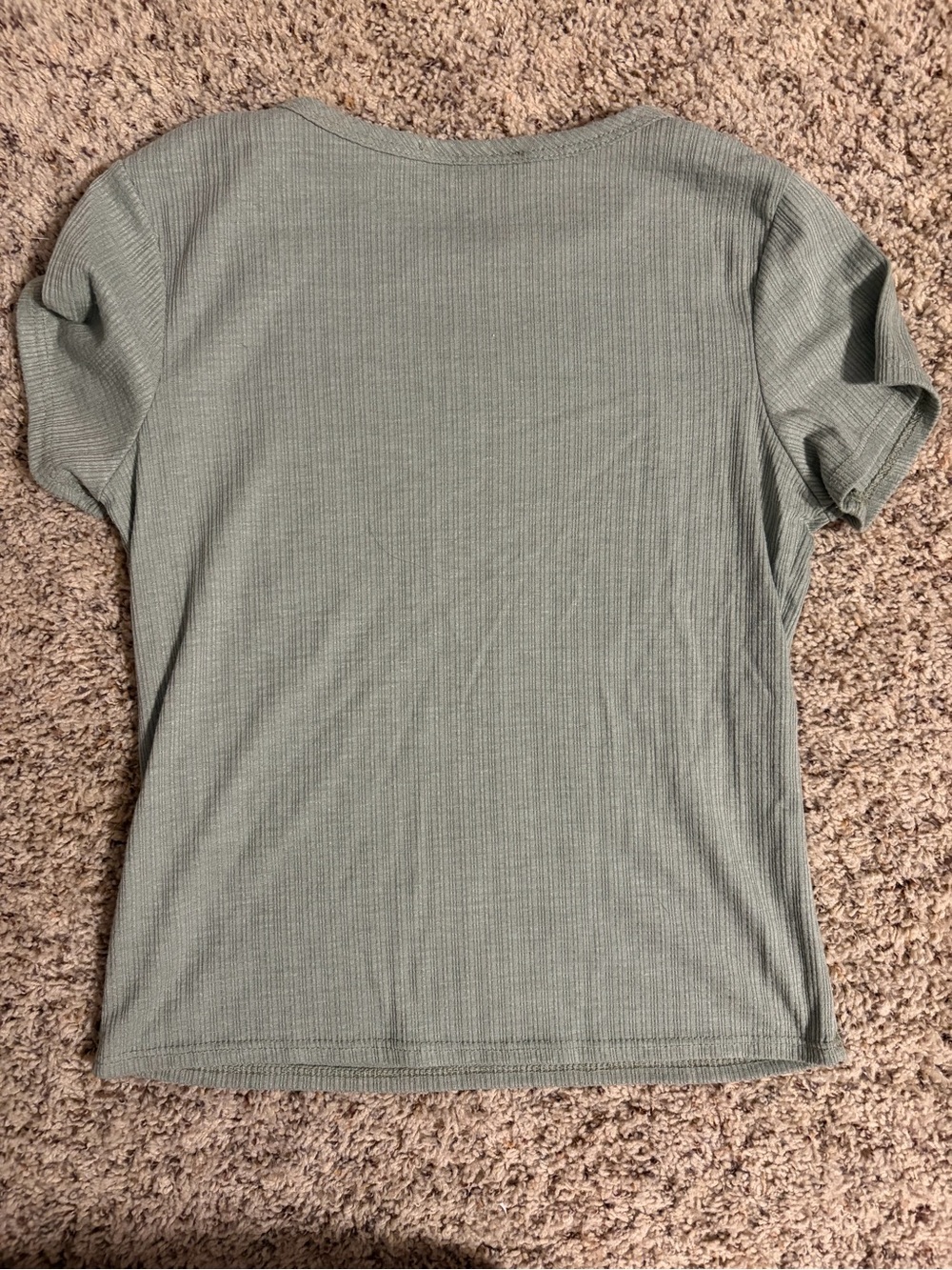 Basic Sage Ribbed Crop Top - Picture 2 of 3